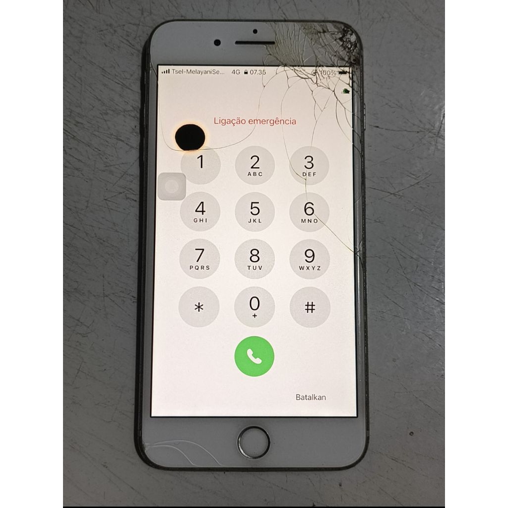 mesin Iphone 8 Plus (64GB) - bonus unit