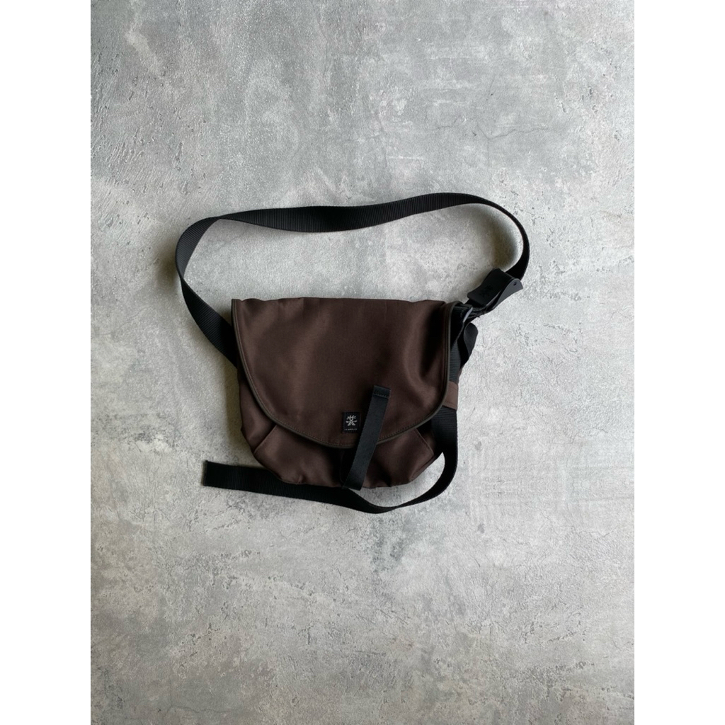 Crumpler The Quarfie Sling Bag