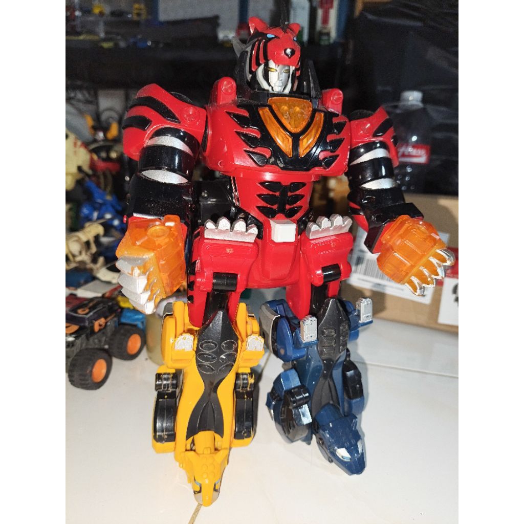 megazord jungle fury bandai electric on