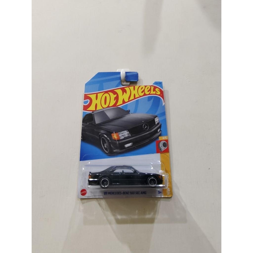 Hot Wheels Mercedes Benz 560 Sec Amg
