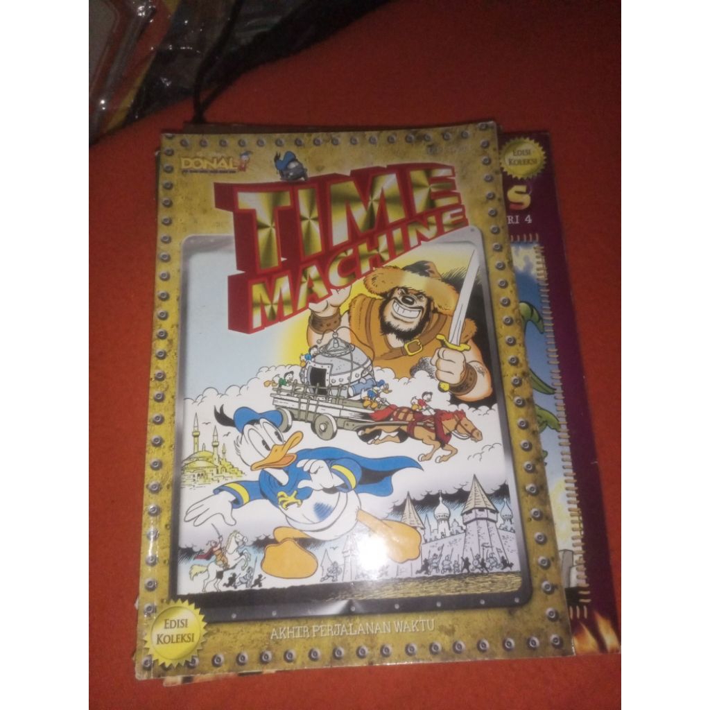 TIME MACHINE, edisi koleksi DONAL Bebek