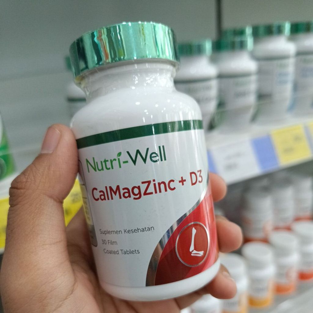 Nutriwell CalMagZinc + D3 - 30 Tablets | Vitamin/Suplemen Calcium Magnesium Zinc + D3
