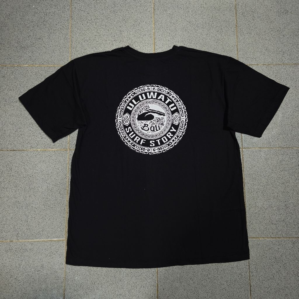 Kaos UMKM Bali Uluwatu Surf Story Black Original
