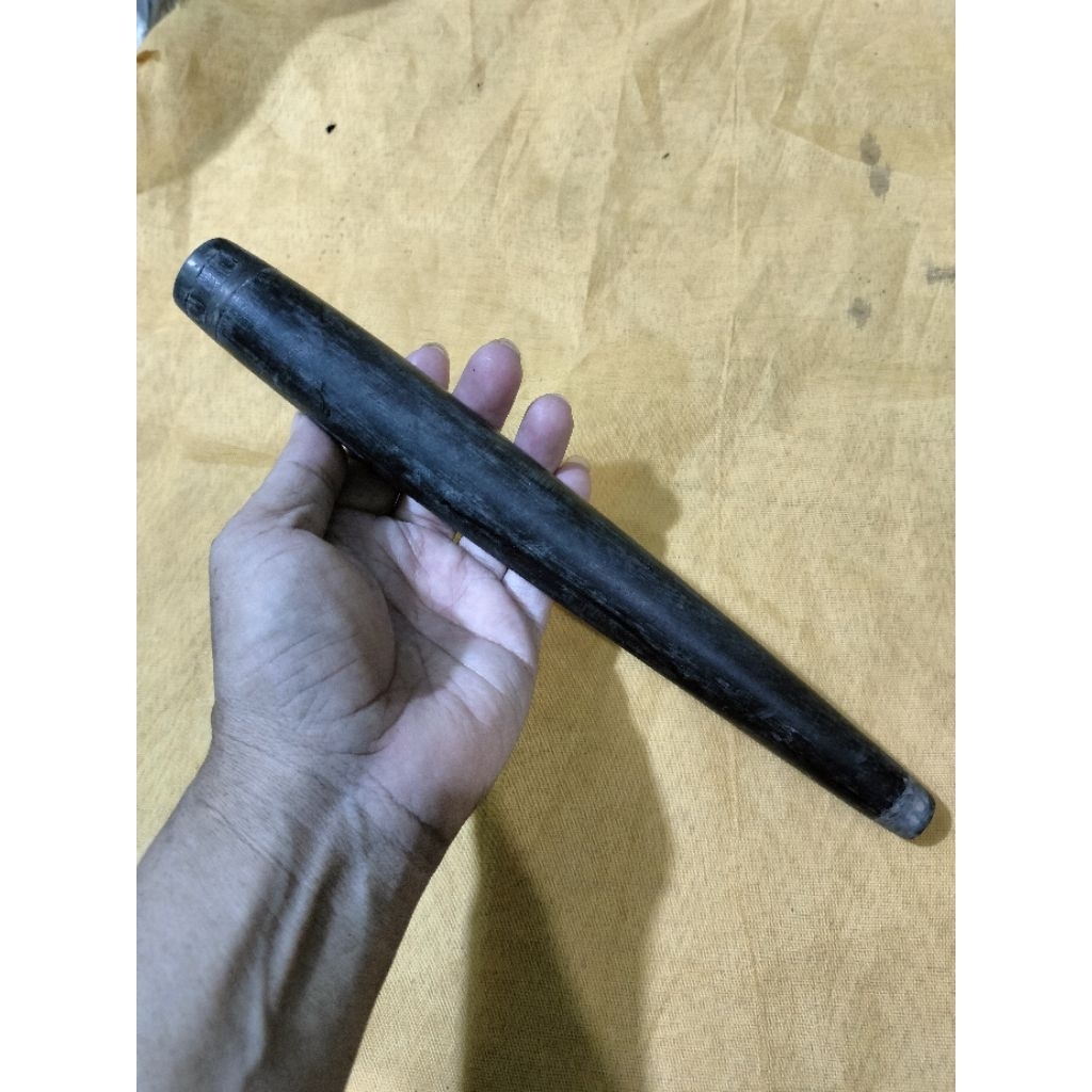 Cemetii kuno kayu ulin menang olahan tuan guru Martapura