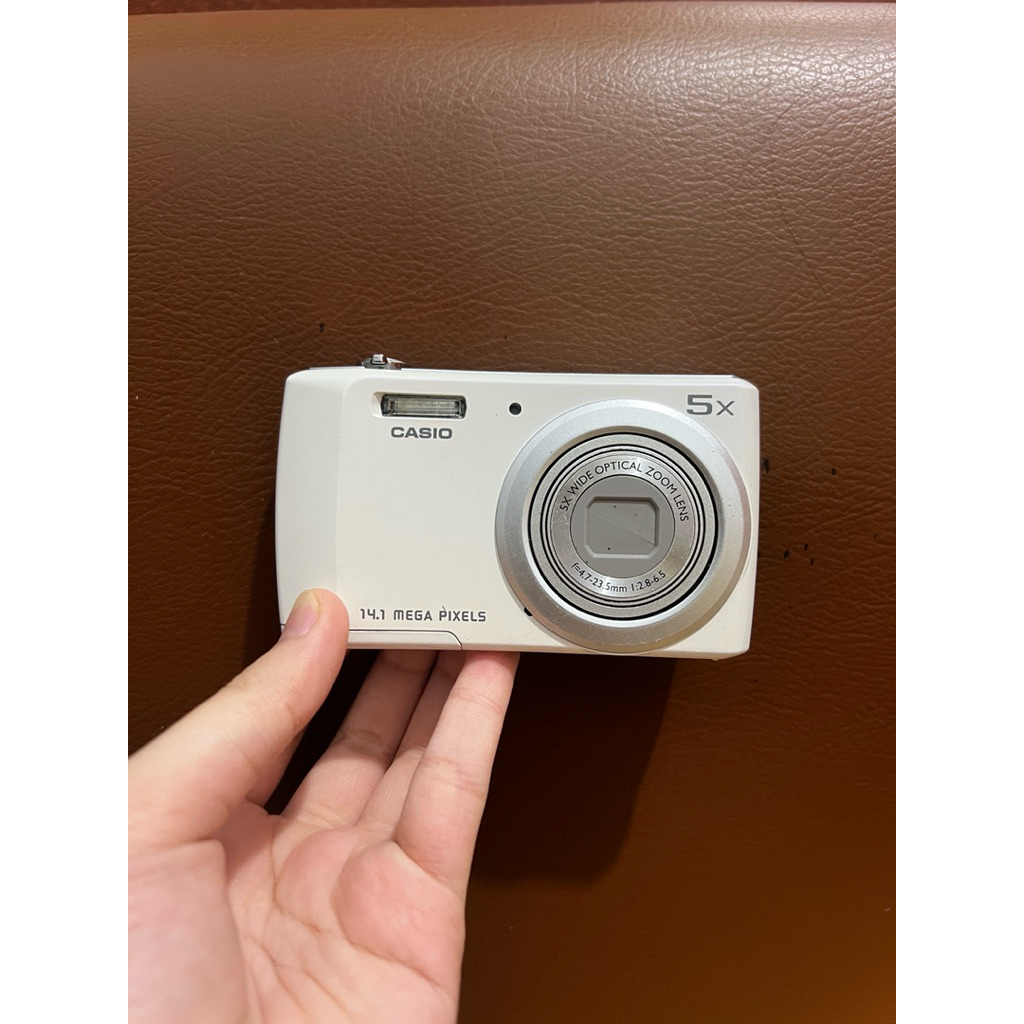 [DIGICAM] digicam casio exilim QV-R200 (white)