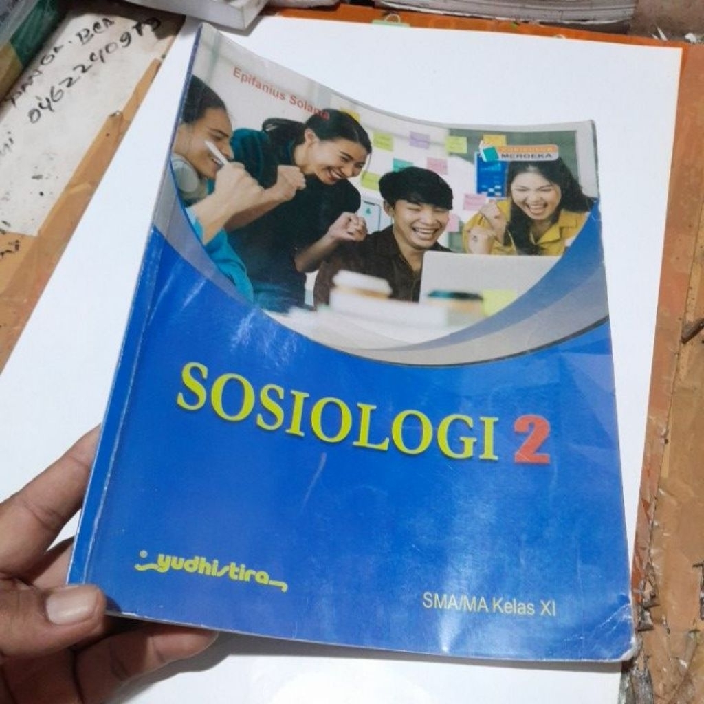 BUKU SOSIOLOGI UNTUK SMA KELAS XI/11/2 KURIKULUM MERDEKA PENERBIT YUDISTIRA