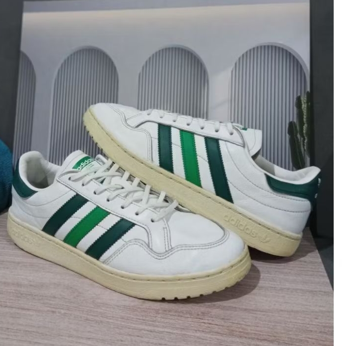 Adidas Casual dan Superstar  Size 42 Second Conditions