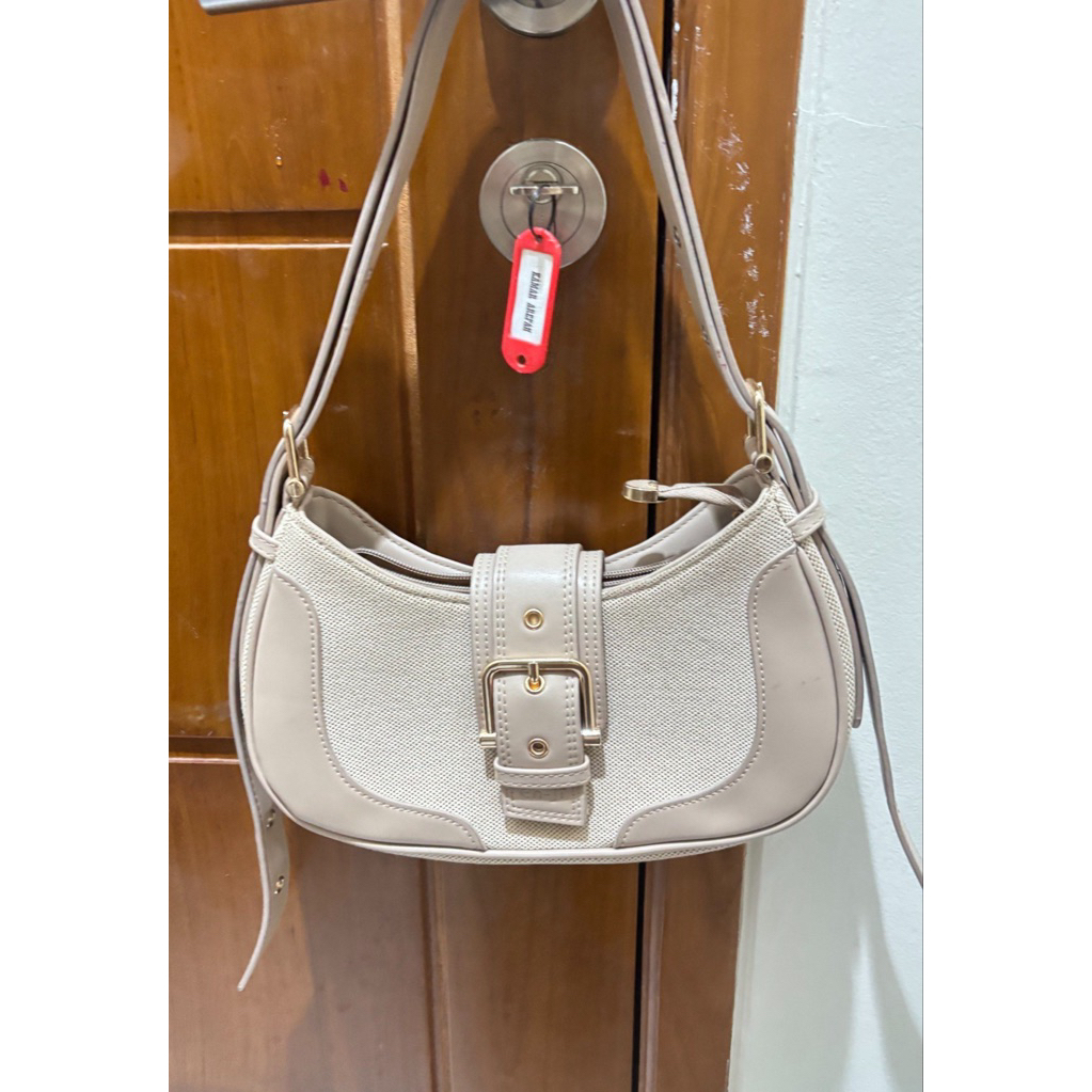 Shoulder bag brand Enji preloved