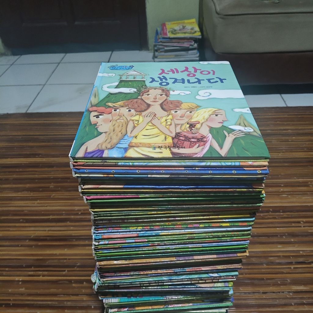 Buku Knowledge Tongtong Greek and Roman Mythology Korea Varian