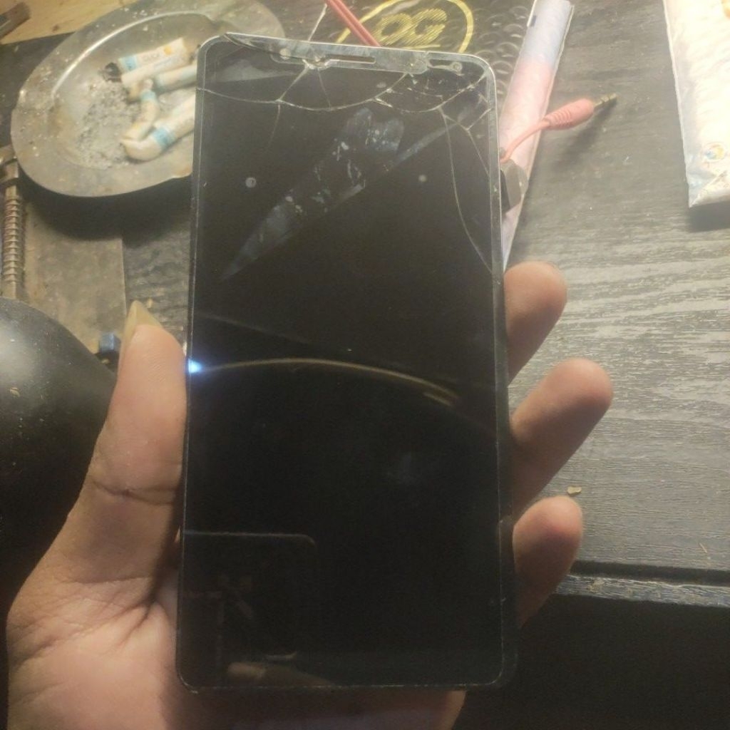 LCD Vivo y71 Glass Retak Sentuh Normal