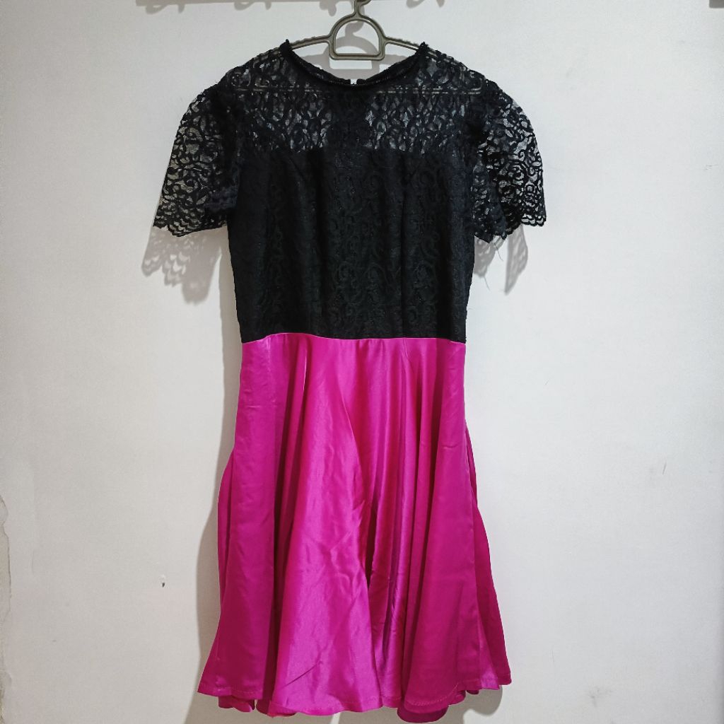 Dress Pesta Wanita Brokat Satin - Hitam Pink
