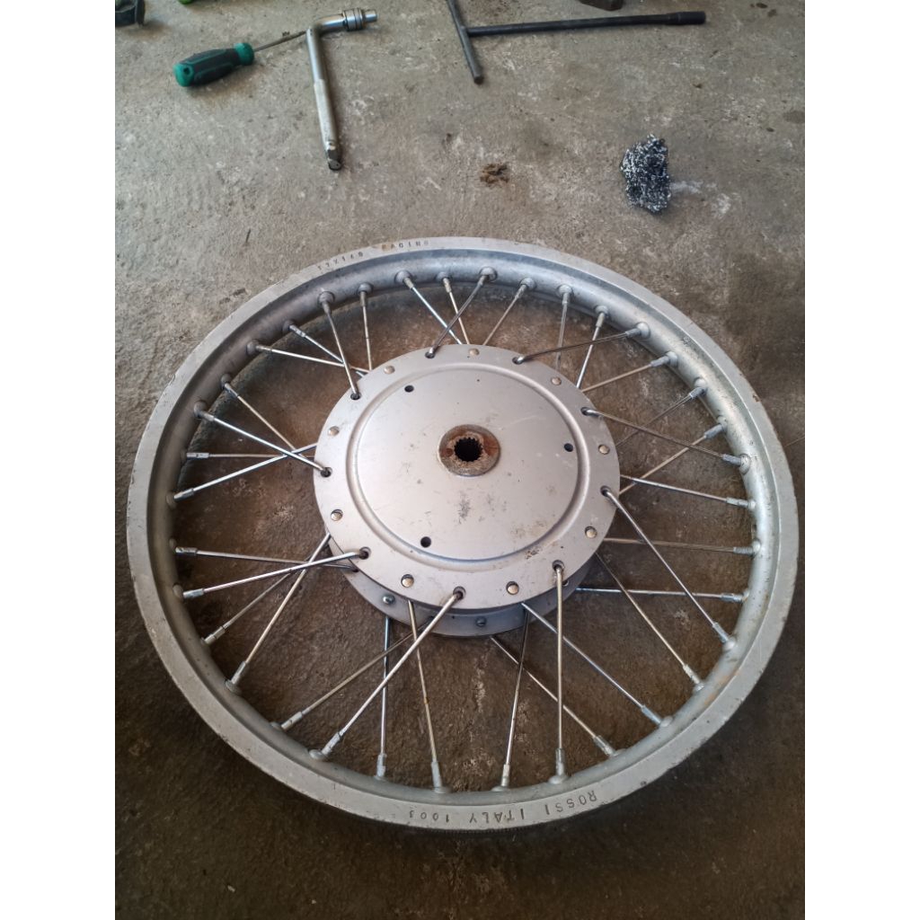 tromol ori yamaha mio velg rossi italy ring 17x140