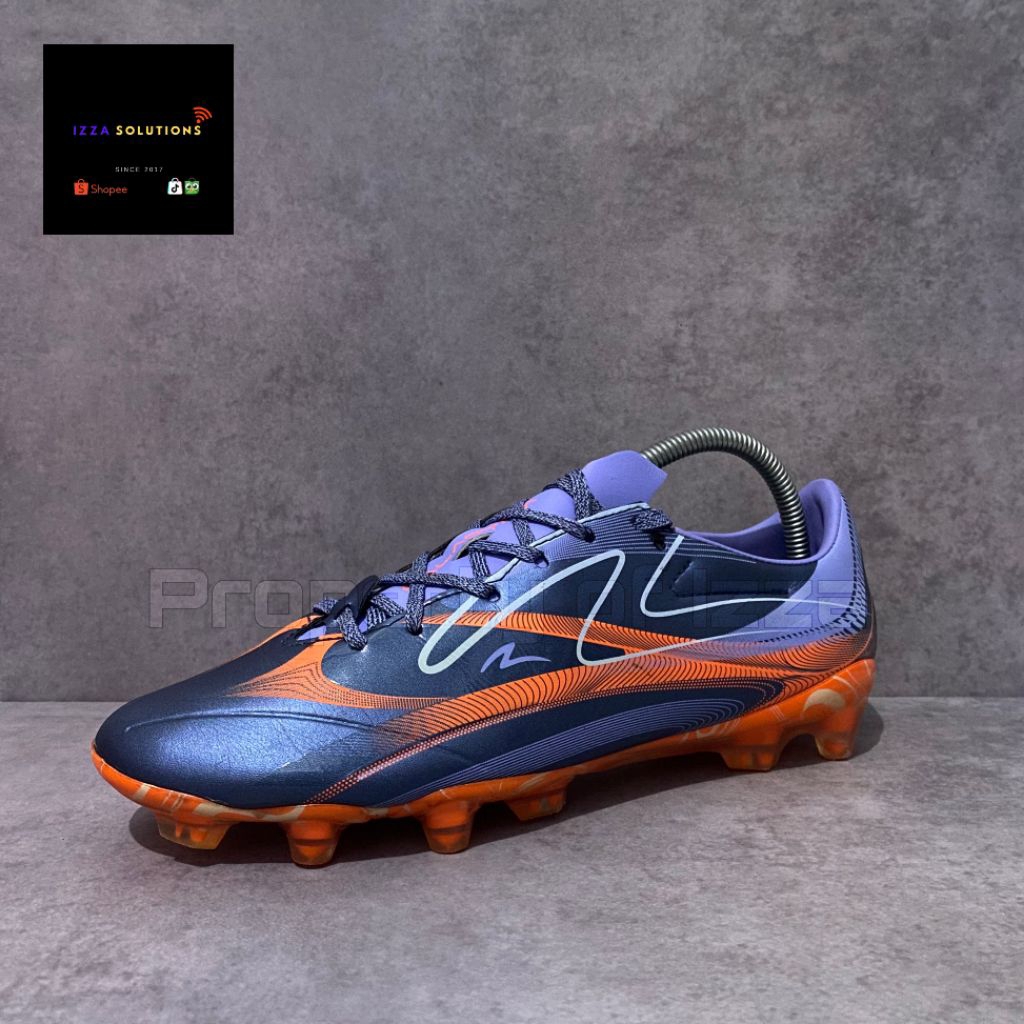 Sepatu Bola Specs Galactica Morph size 41 {SECOND}