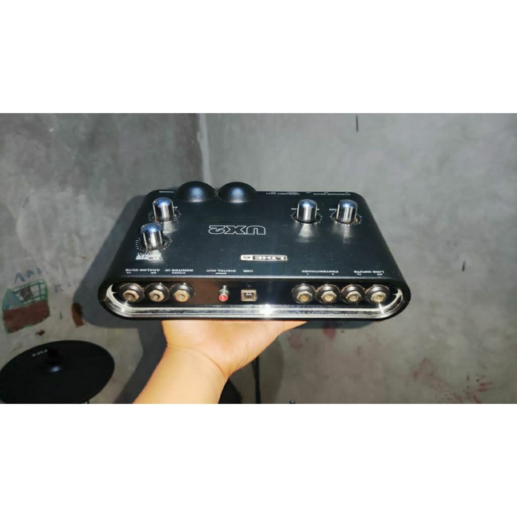 souncard line6 ux2