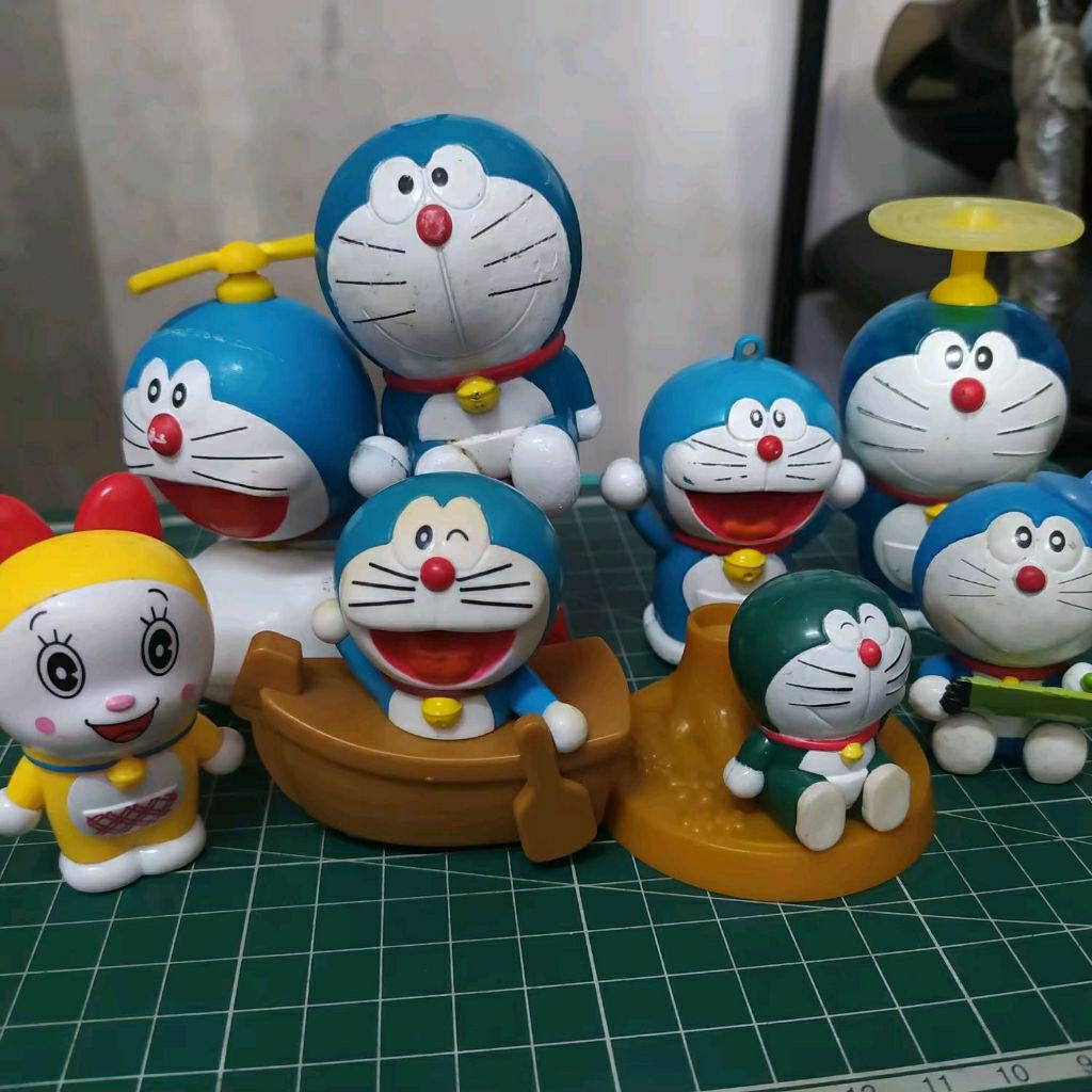 Figure Doraemon Mix Mainan Anak McD