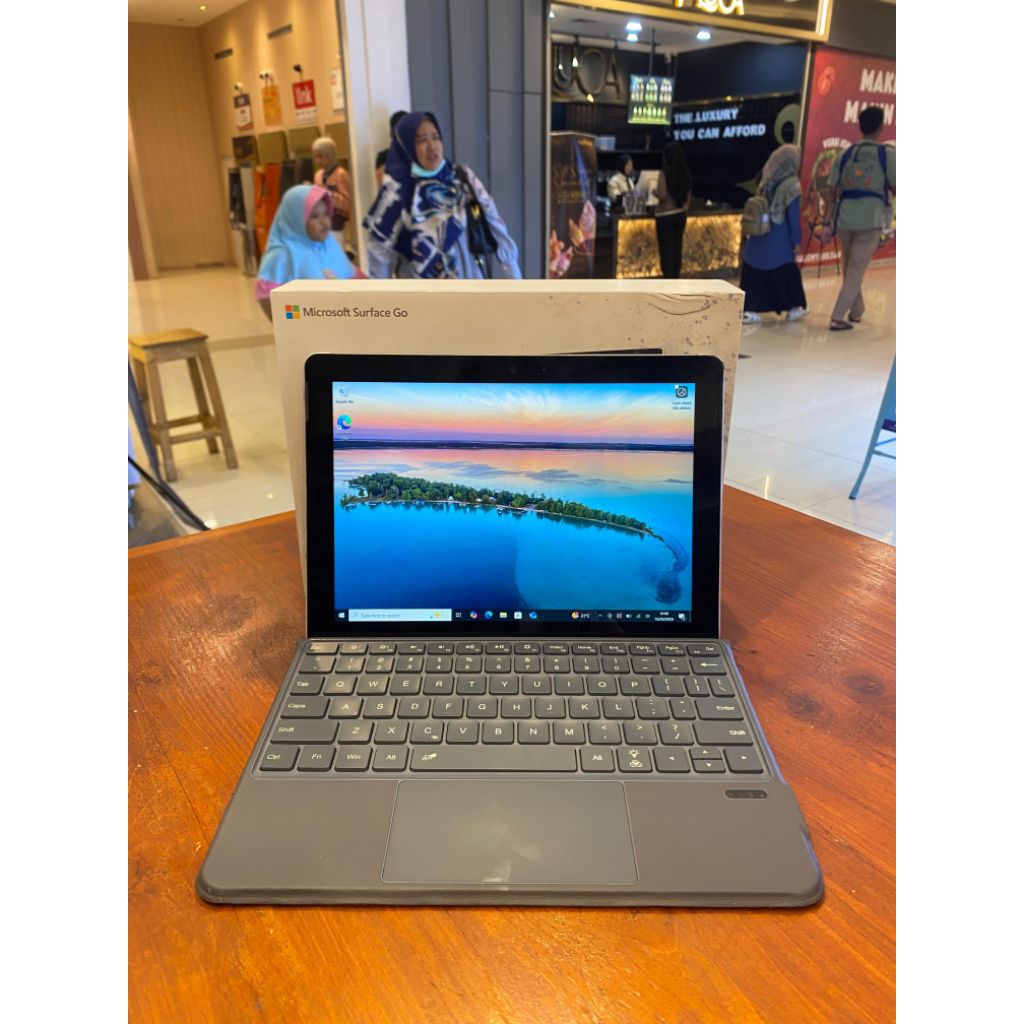 microsoft surface Go 1824 intel premium Gold 4451Y 8/128GB