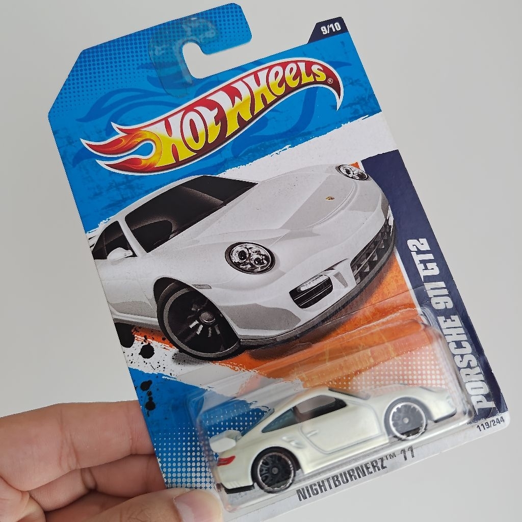 Hot Wheels Porsche 911 GT2