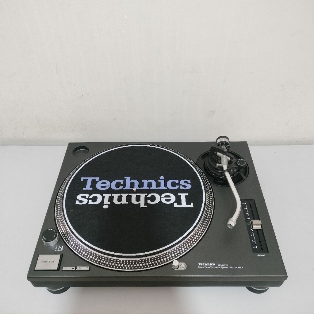 Turntable Technics SL1210 MK2