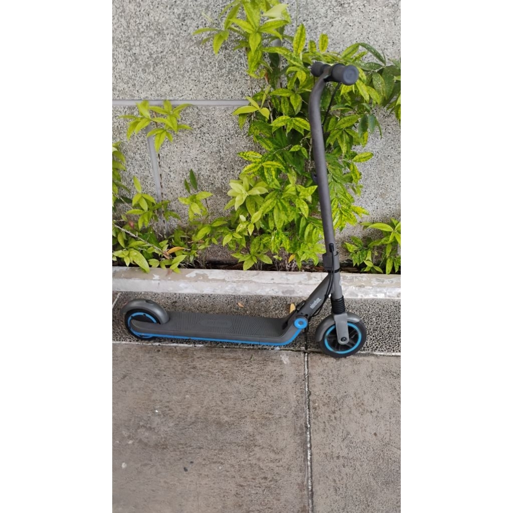 preloved skuter scooter listrik NINEBOOT e10 SEGWAY // skuter electric anak
