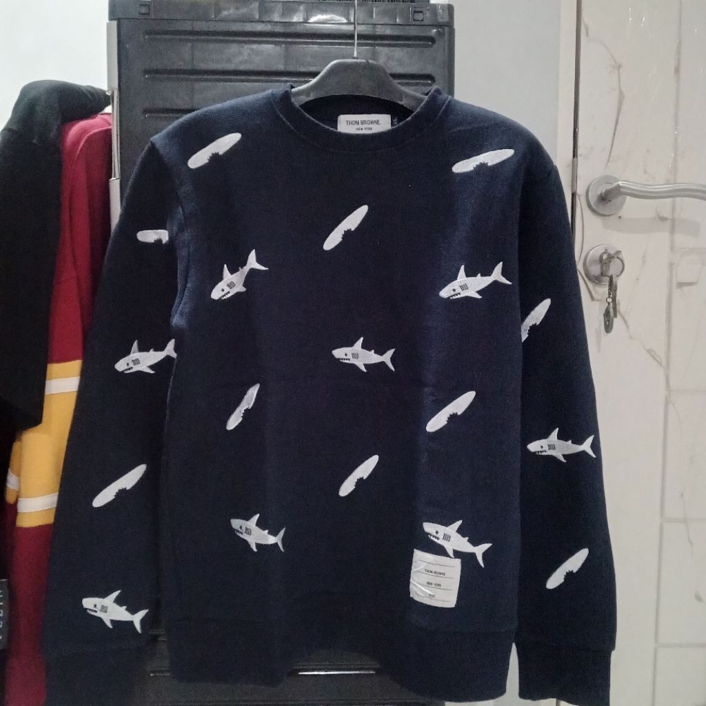 Crewneck Thom Browne Shark