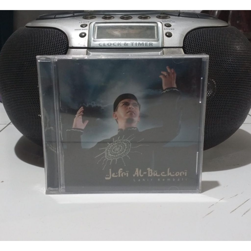 Kaset CD New Segel Original Jefri Al Buchori - Lahir Kembali