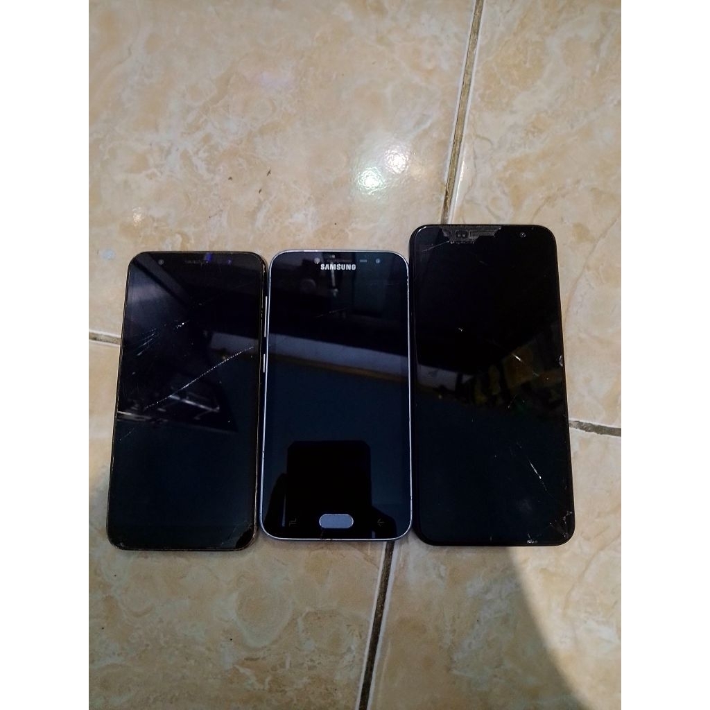 Hp minus LCD murah dapet 3 hp
