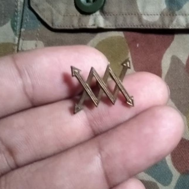 pin jadul pin tentara bulgaria jadul monogram tentara bulgaria pin tentara jadul koleksi militer jad