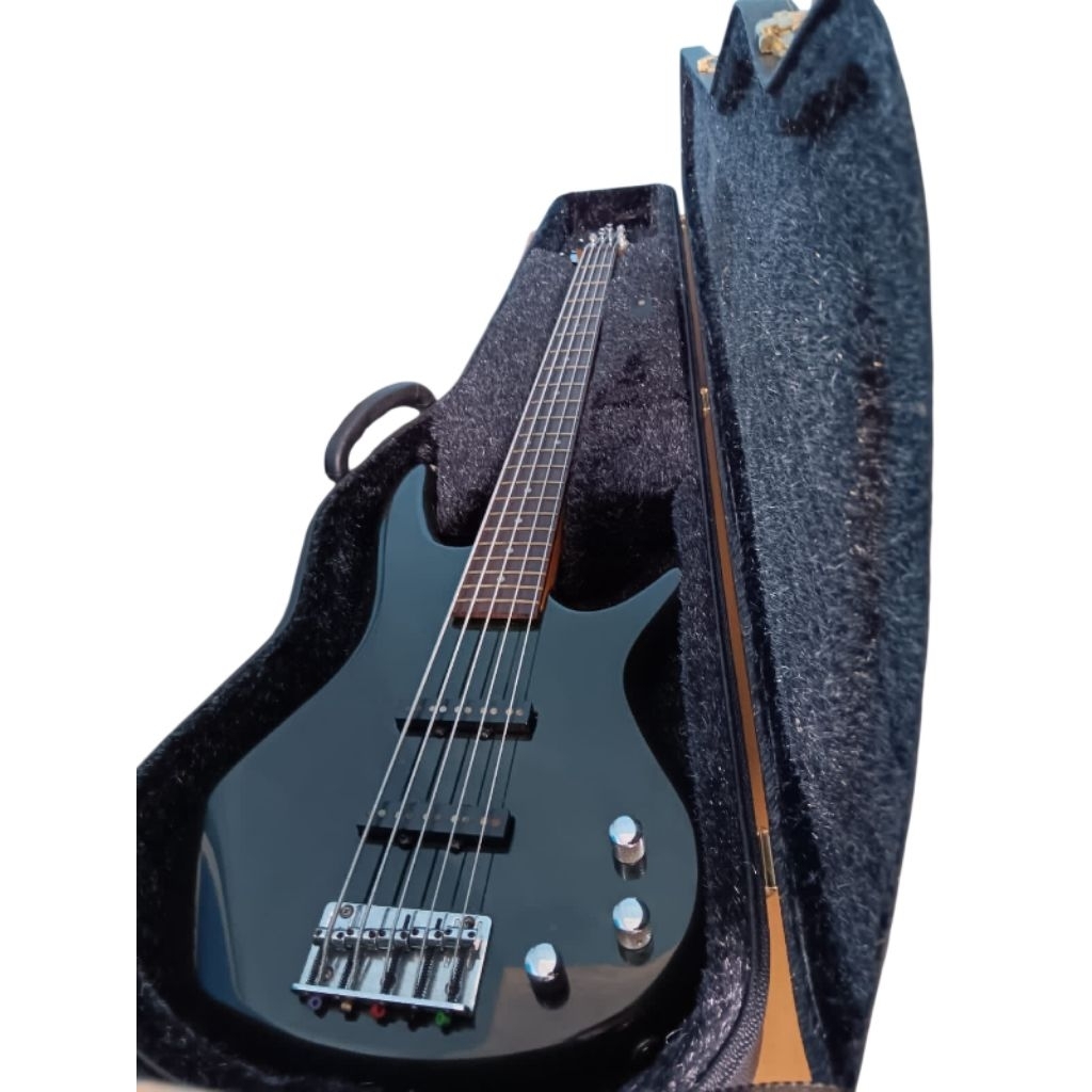 Gitar bas 5 senar IBANEZ GIO GSR - Made in China (kode seri Z523791)