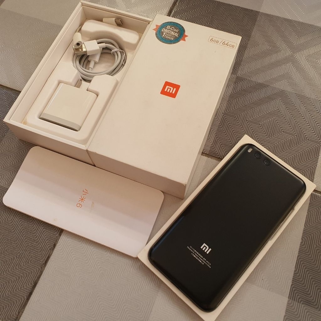 Xiaomi Mi 6 RAM 6/128 GB Rare Langka HP Mini Kecil Like New Xiaomi 6 Mi 6X Mi A2