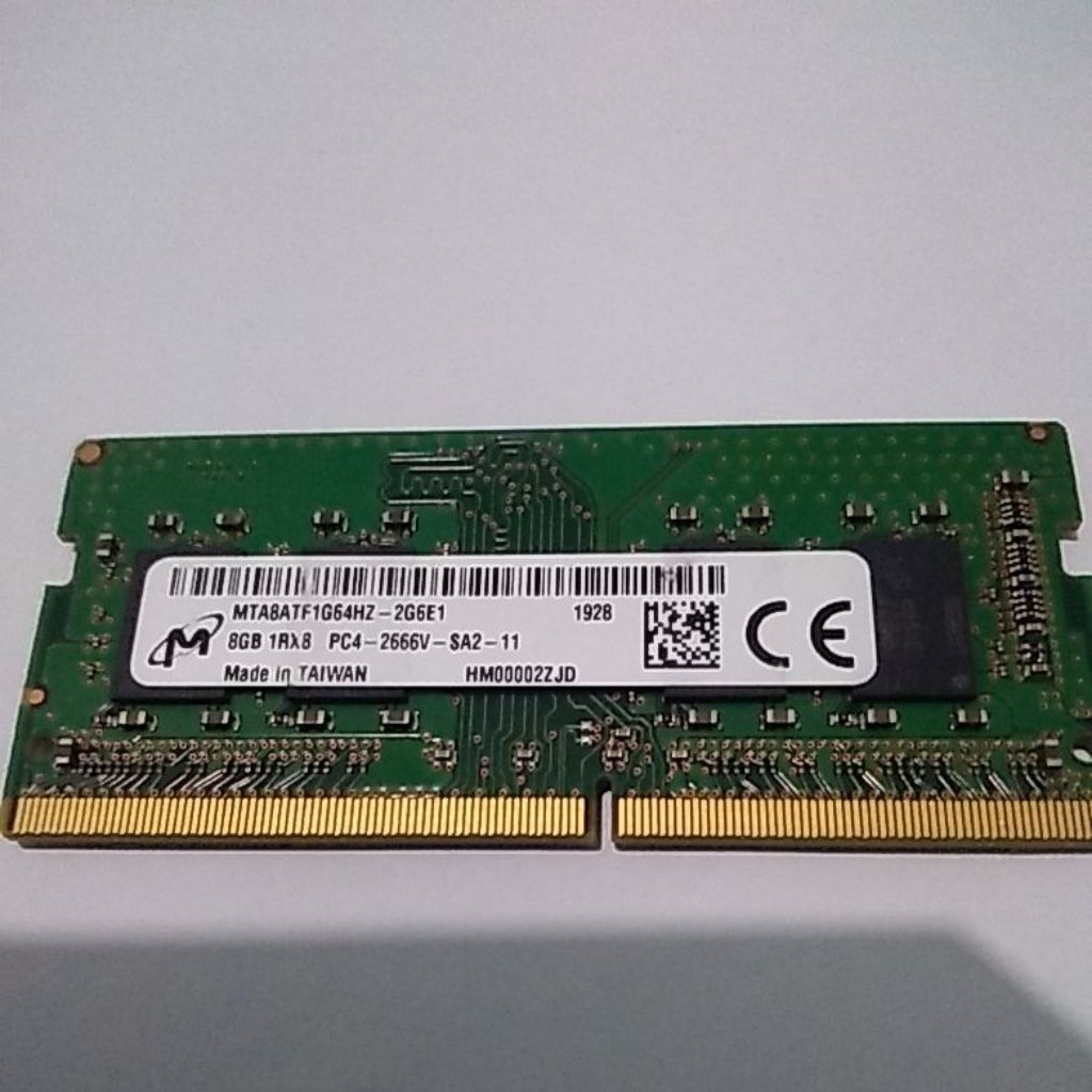 RAM DDR4  8GB 2666MHZ merek MICRON