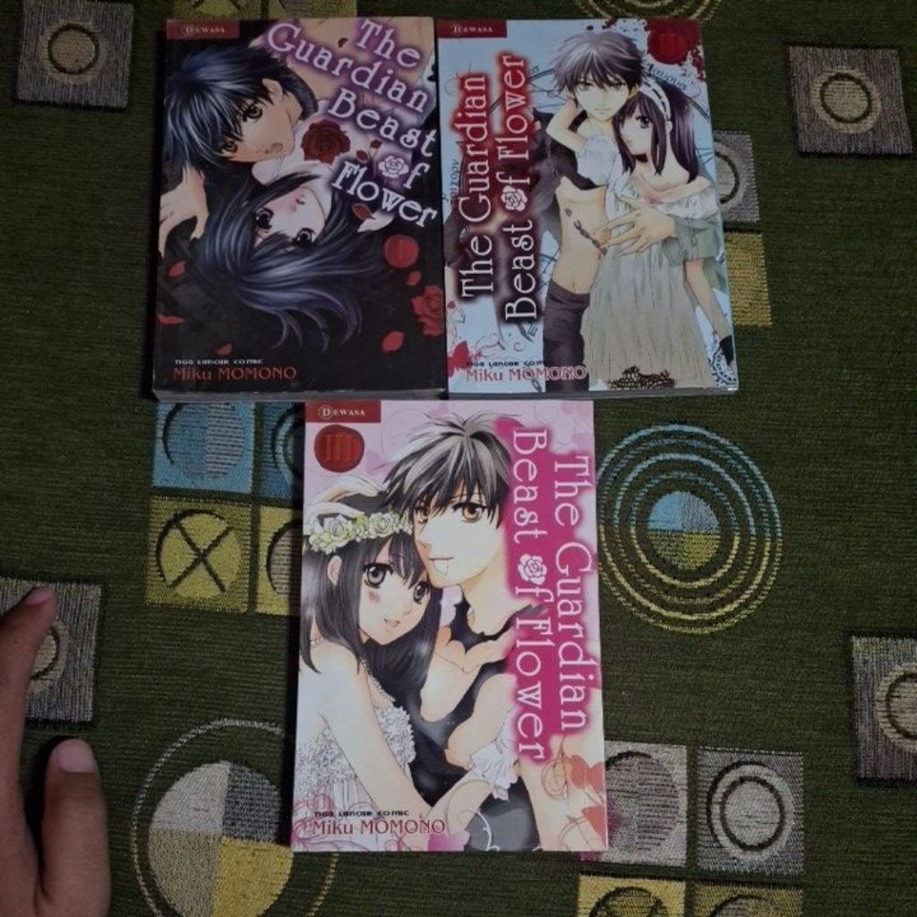 Komik Miku Momono - The Guardian Beast of Flower Vol. 01 - 03