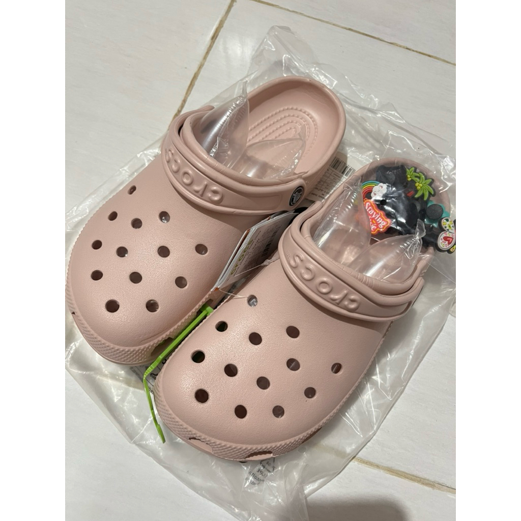 Preloved sendal crocs new size 39-40 warna pink