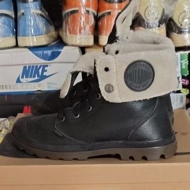 Sepatu boots Palladium hicking, SZ.41/260. Full black leather.