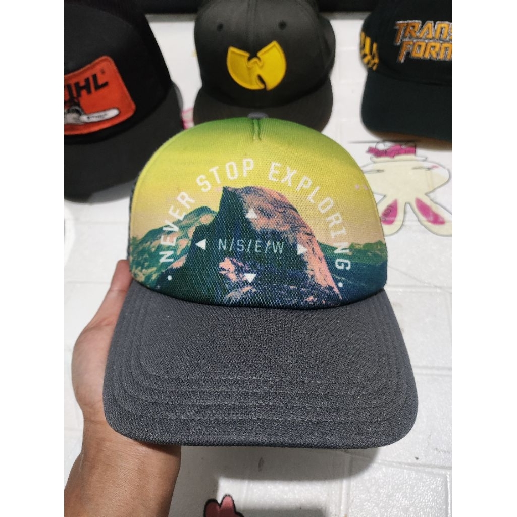 The North Face topi the north face tnf jaring trucker size awal 56cm