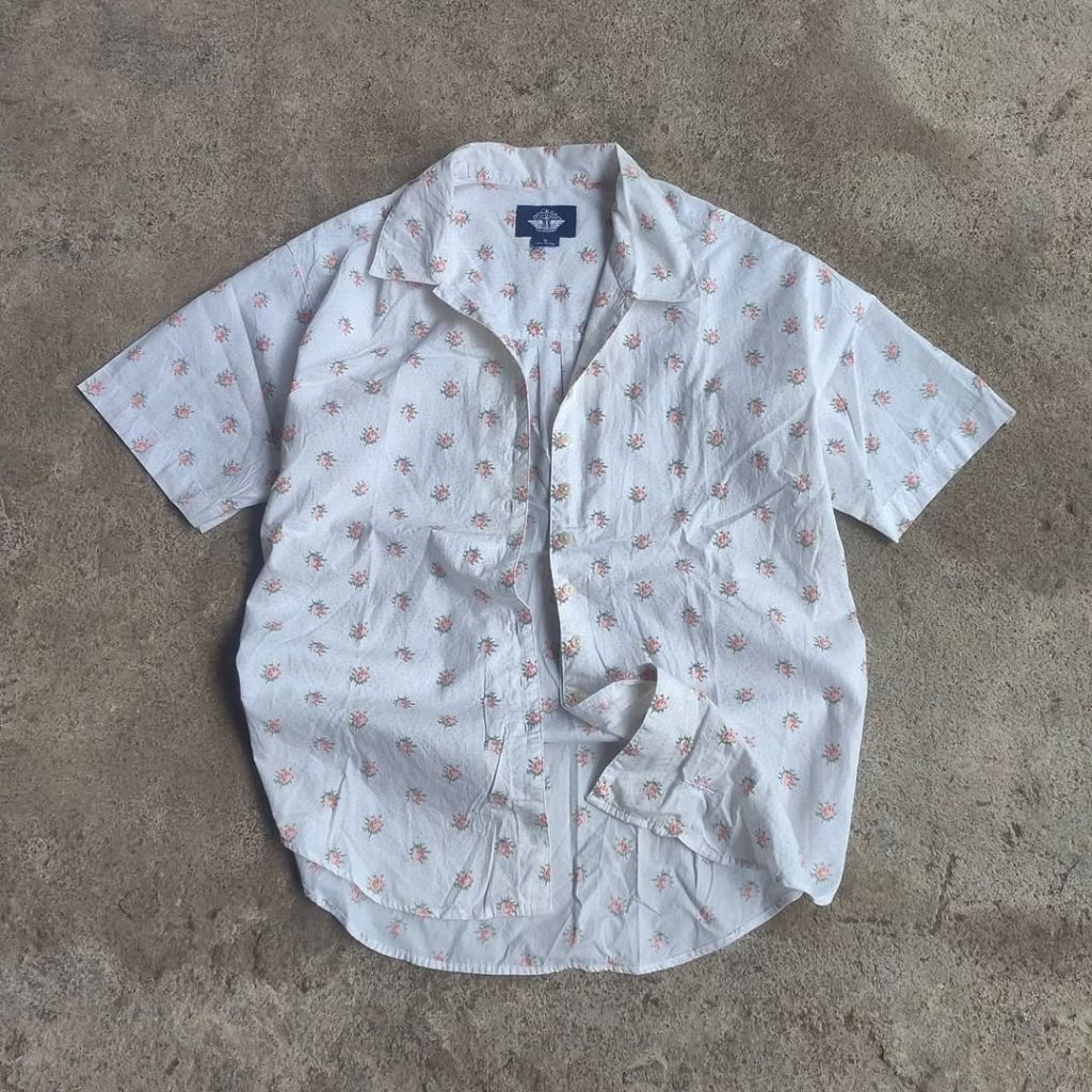 Kemeja Dockers