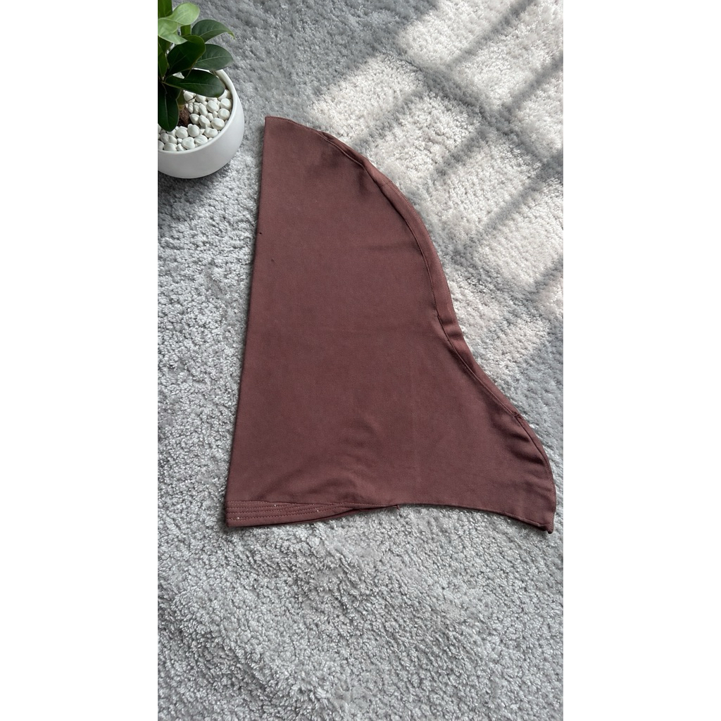 PRELOVED Jilbab atau kerudung pink salem merah muda