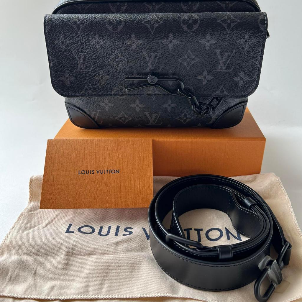 Tas messenger LV ASLI
