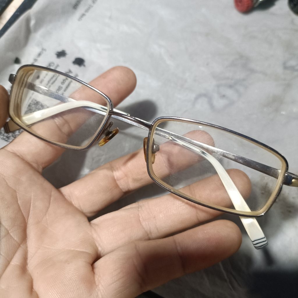 kacamata braun buffel