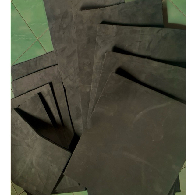 Alas Aquarium Tebal 10mm kuat