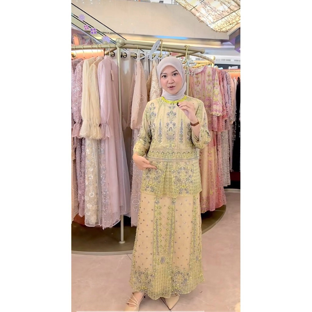 Preloved Luxxe Studio Ganisha Collection LIME