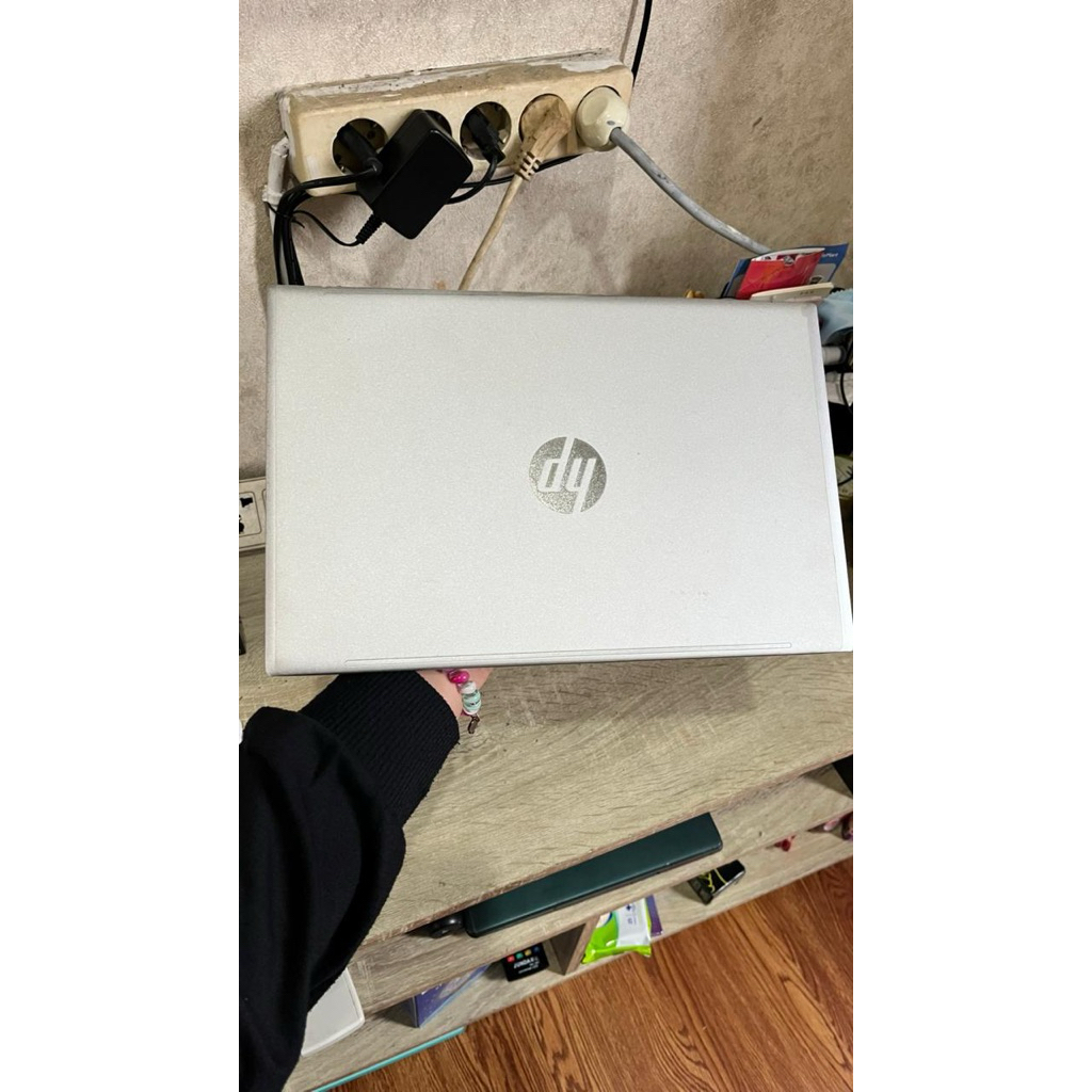 Laptop HP Pavilion 13-BB0512TU