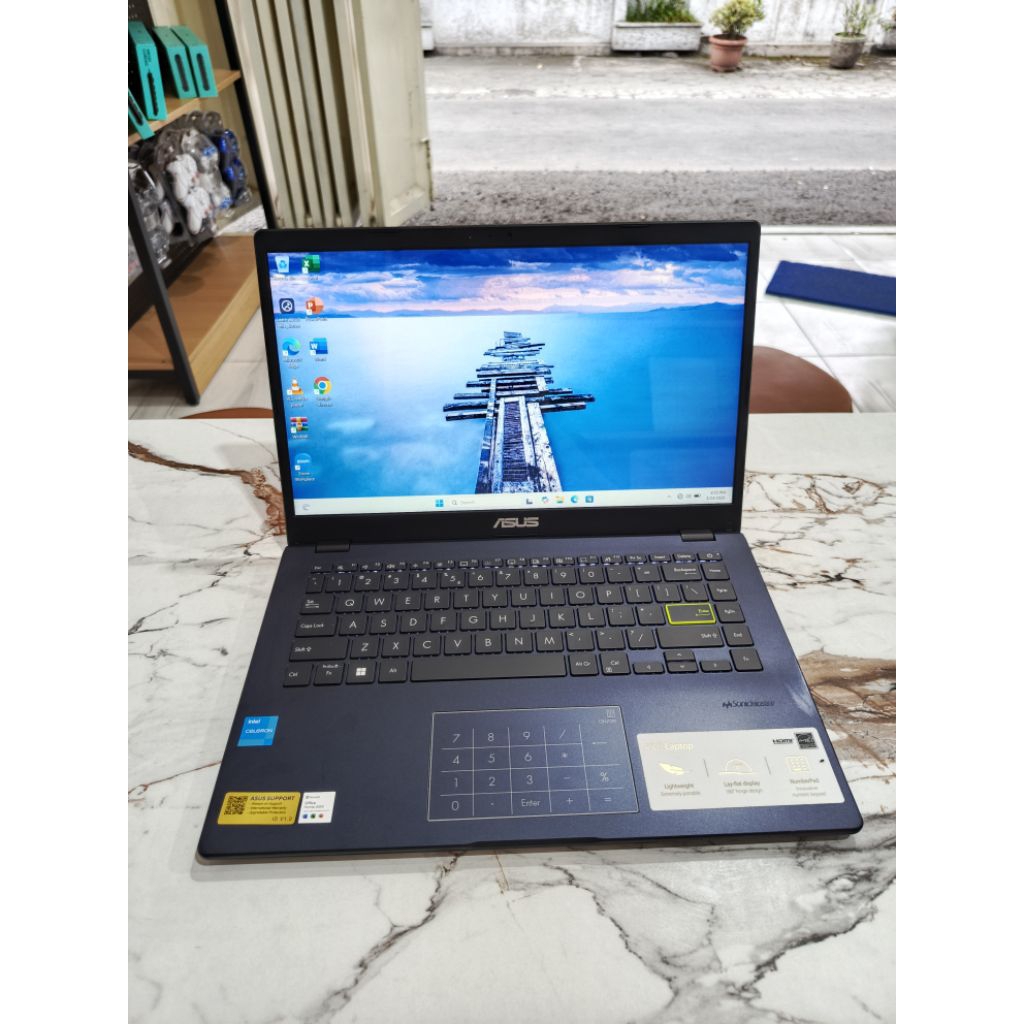 ASUS E410KA | CELERON N4500 | RAM 8 GB | SSD 256 GB