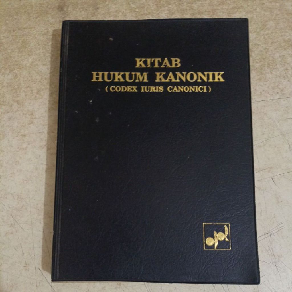 Buku Kitab Hukum Kanonik (Codex Iuris Canonici)