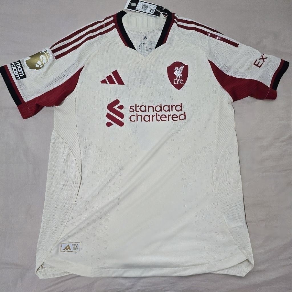 Jersey Original Liverpool Away 25/26 Player Issue Isak #9