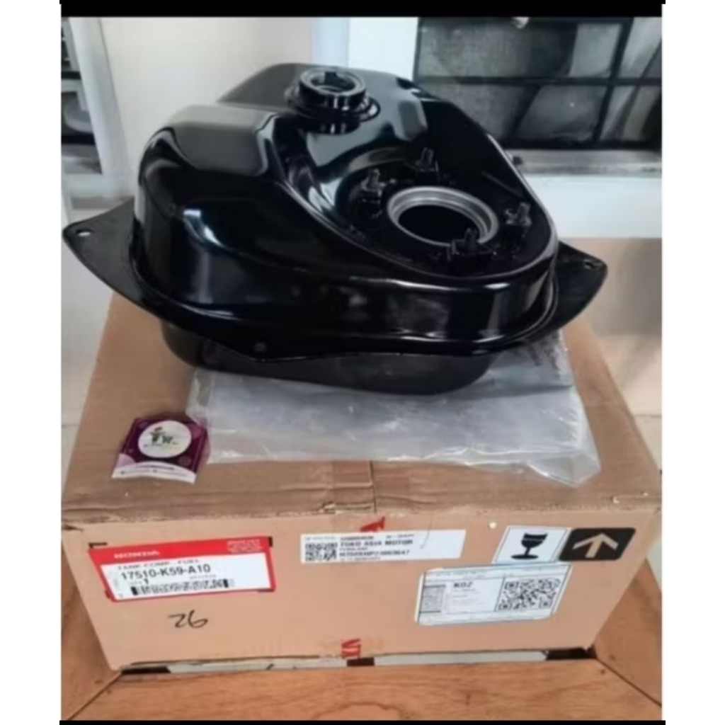 TANK COMP FUEL tangki tengki vario 125 150 old new 17510-K59-A10 original AHM