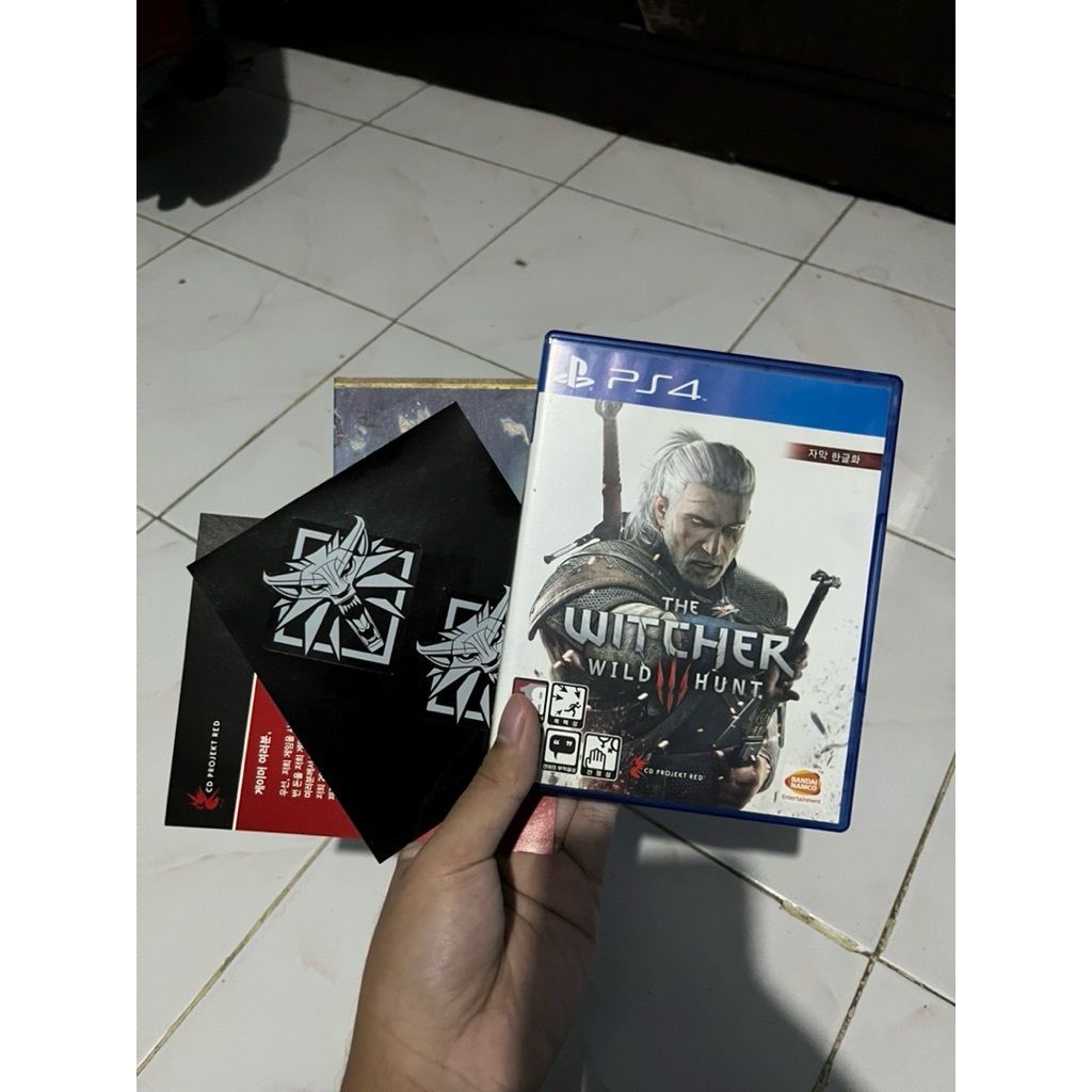 Kaset BD The Witcher 3 Wild Hunt PS4