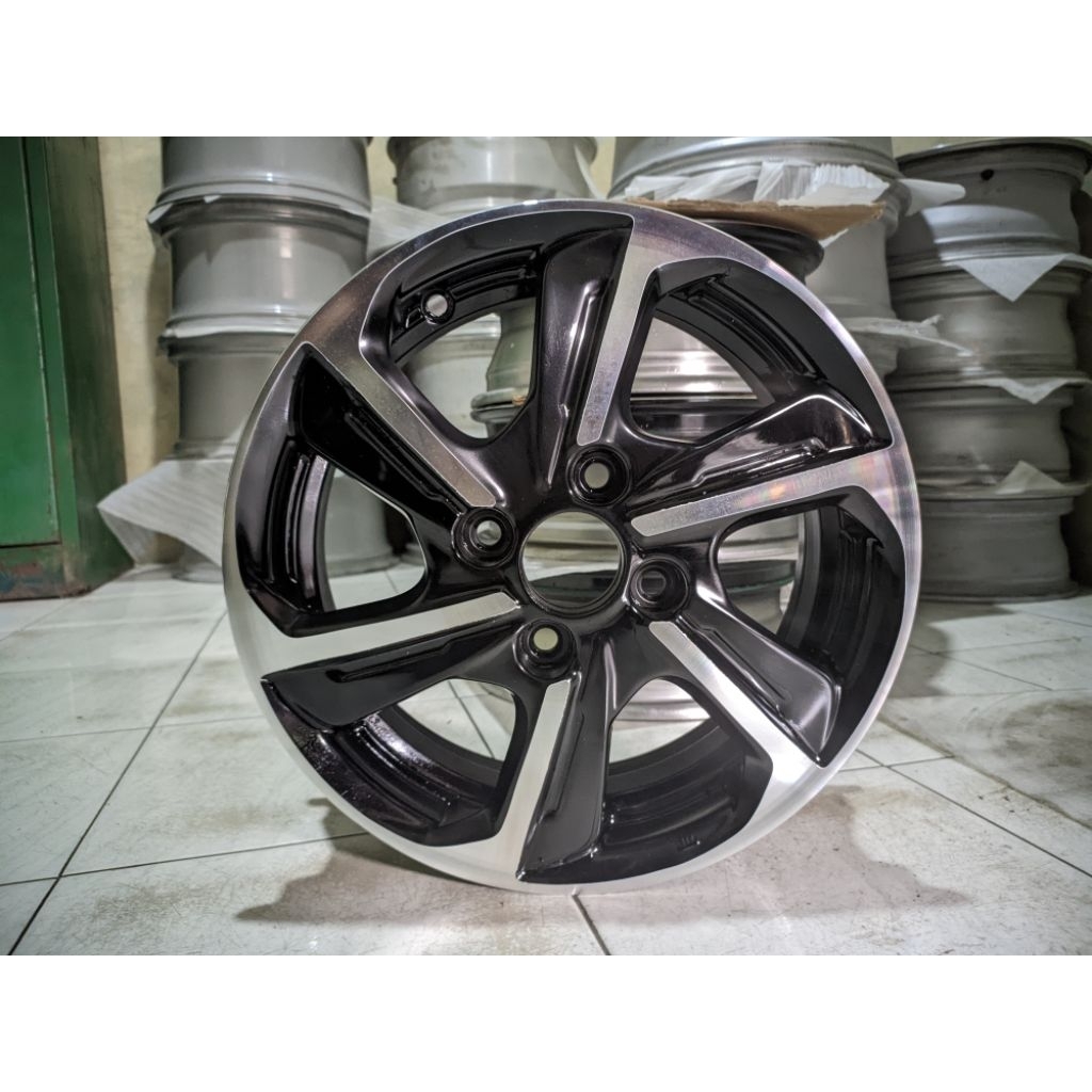 Velg Original/OEM Brio Satya R14