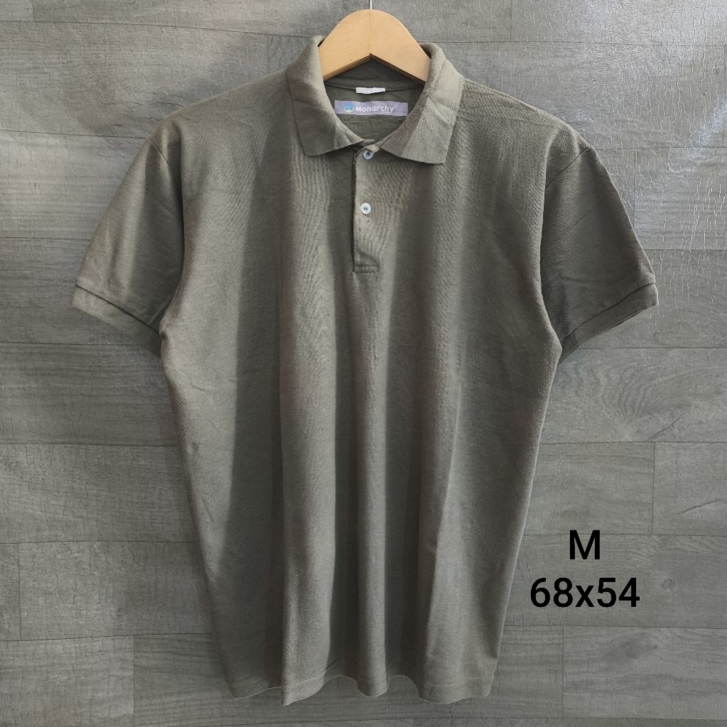 Kaos T-Shirt Kerah Monarchy