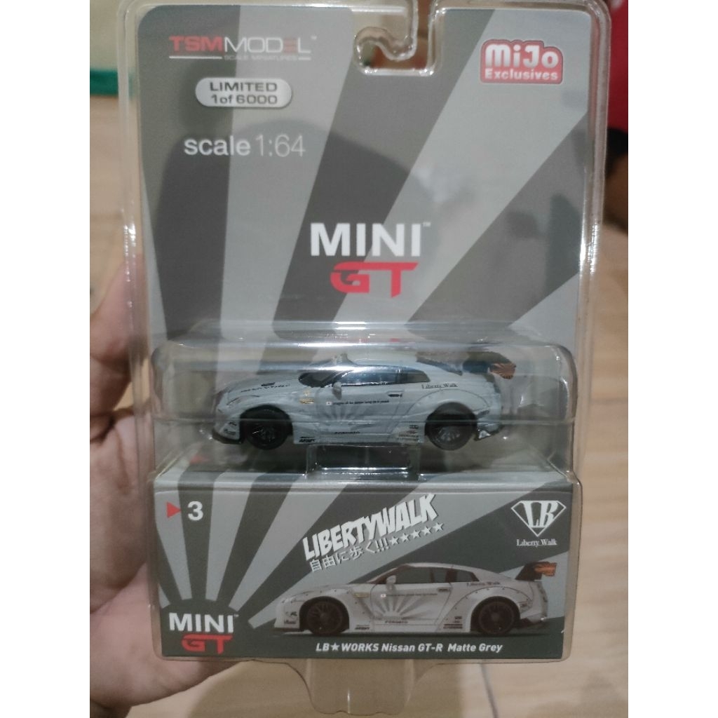 Mini GT R35 LBWK Matte Grey