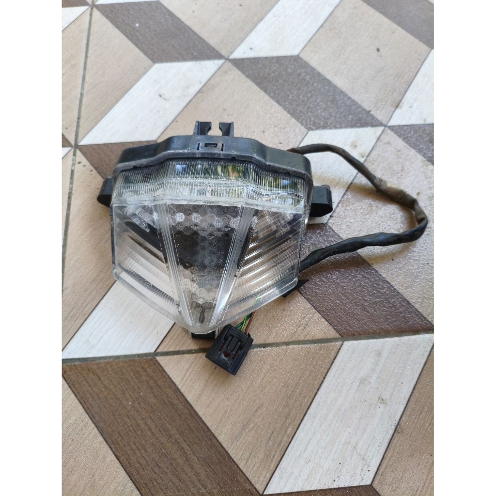 lampu stop lamp belakang honda cbr 150r facelift fl LED old original ori asli second k45G